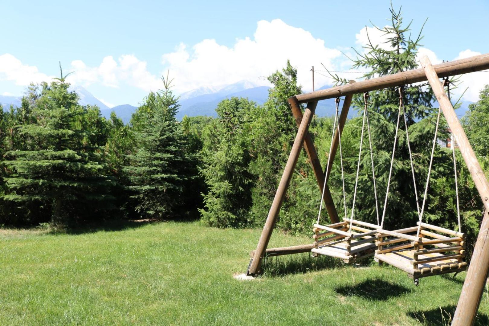 Alpine Lodge Bansko Apartments Екстер'єр фото