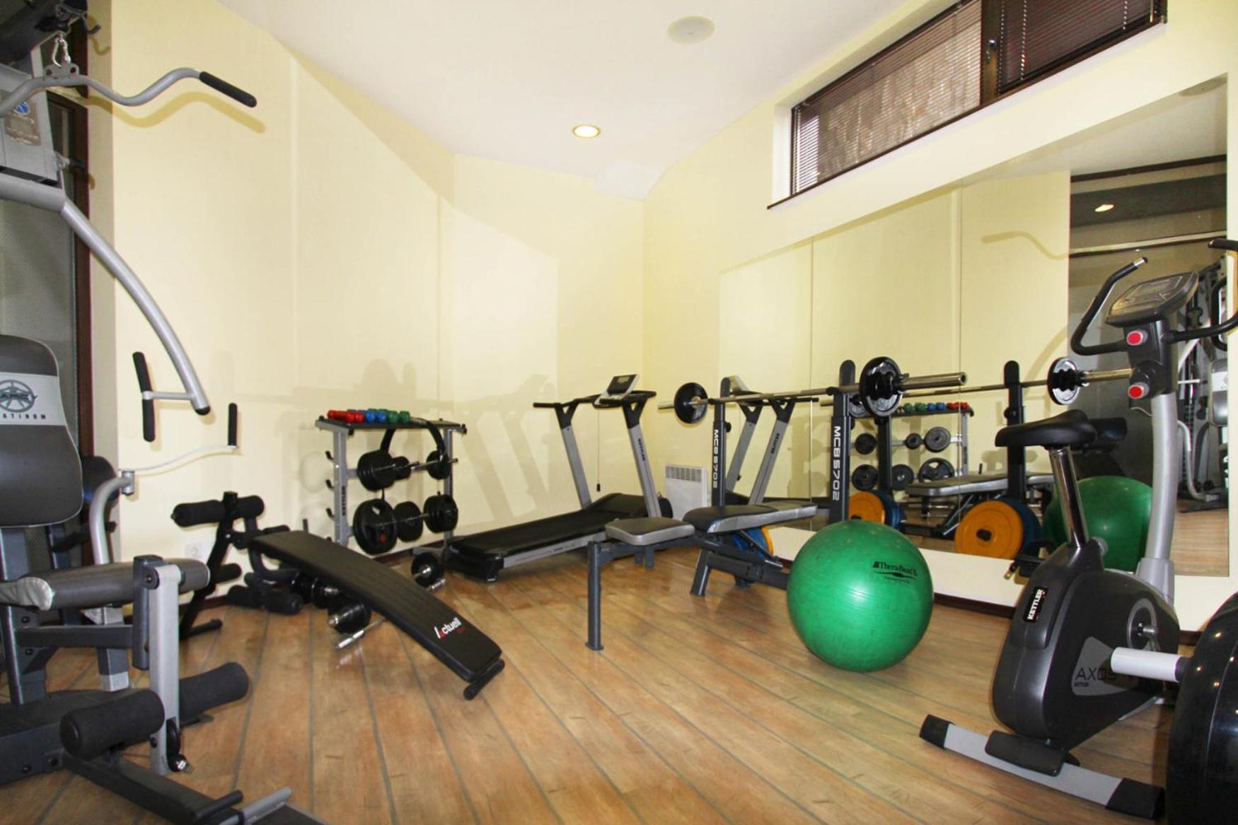 Alpine Lodge Bansko Apartments Екстер'єр фото