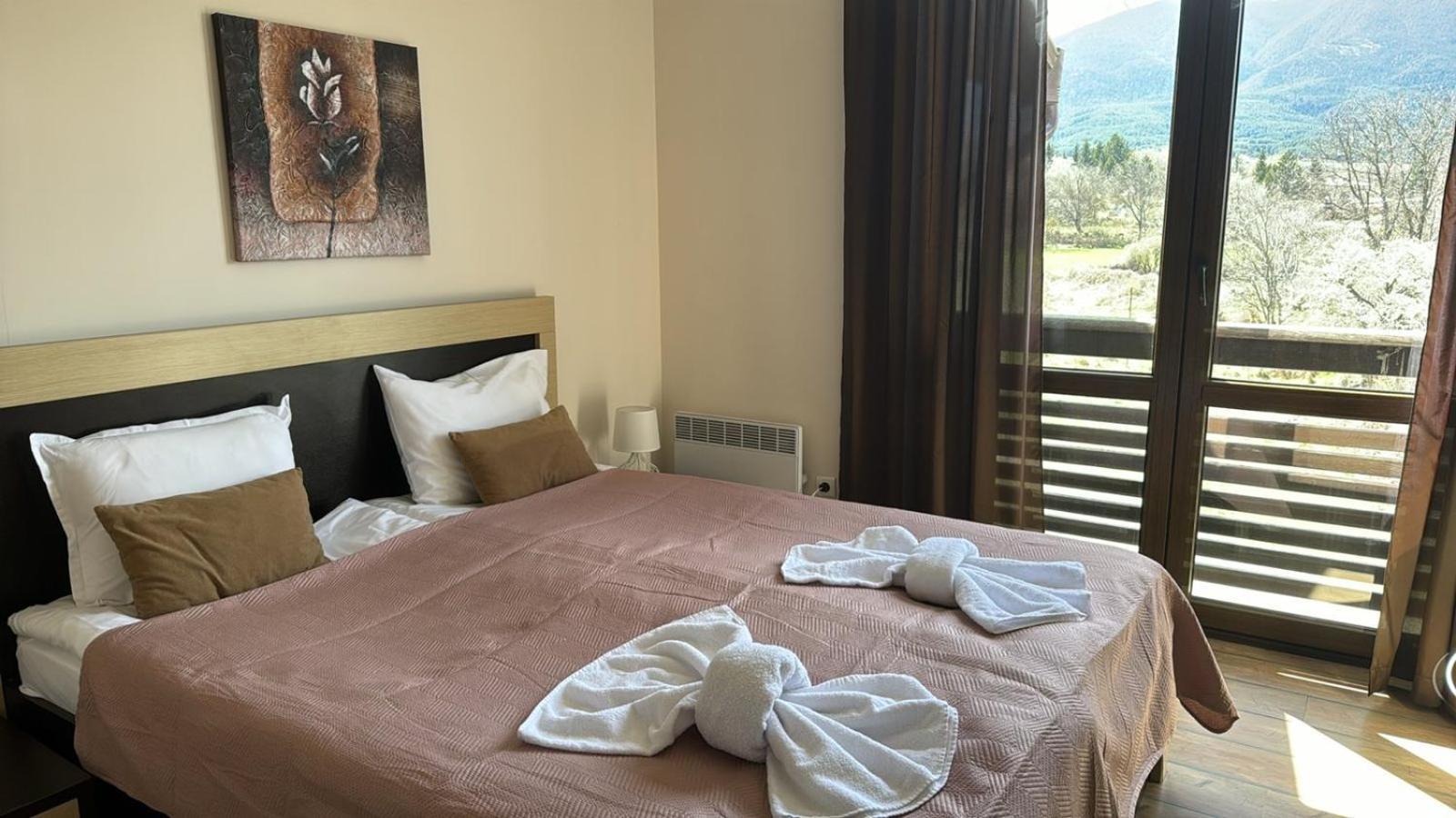 Alpine Lodge Bansko Apartments Екстер'єр фото