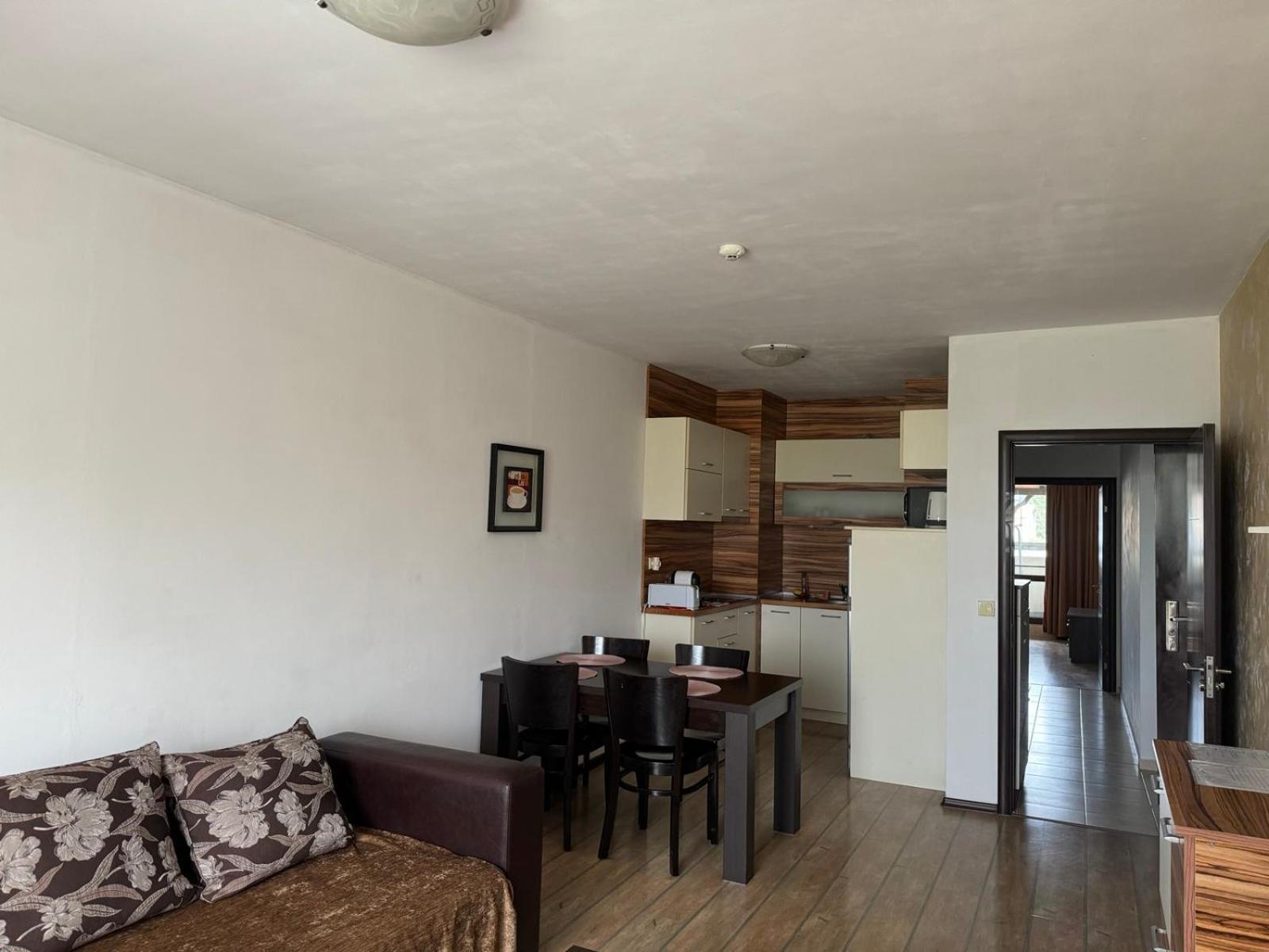 Alpine Lodge Bansko Apartments Екстер'єр фото