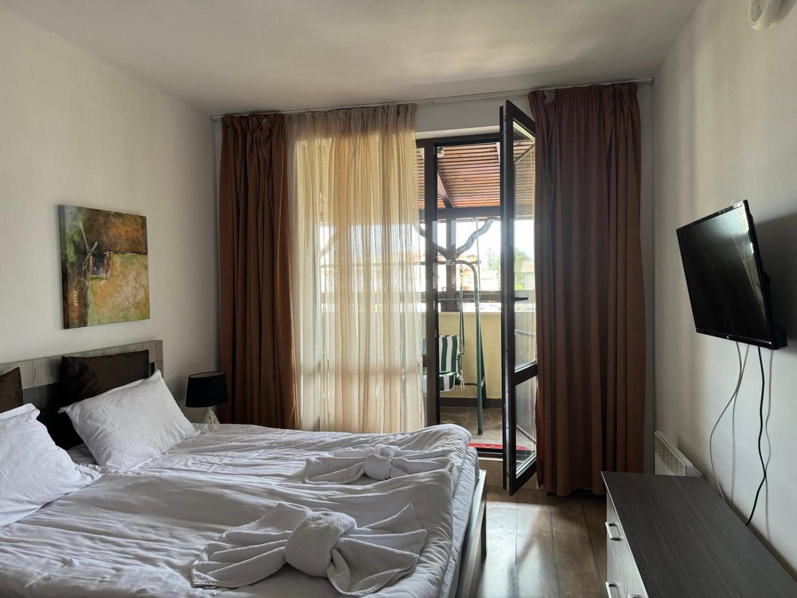 Alpine Lodge Bansko Apartments Екстер'єр фото