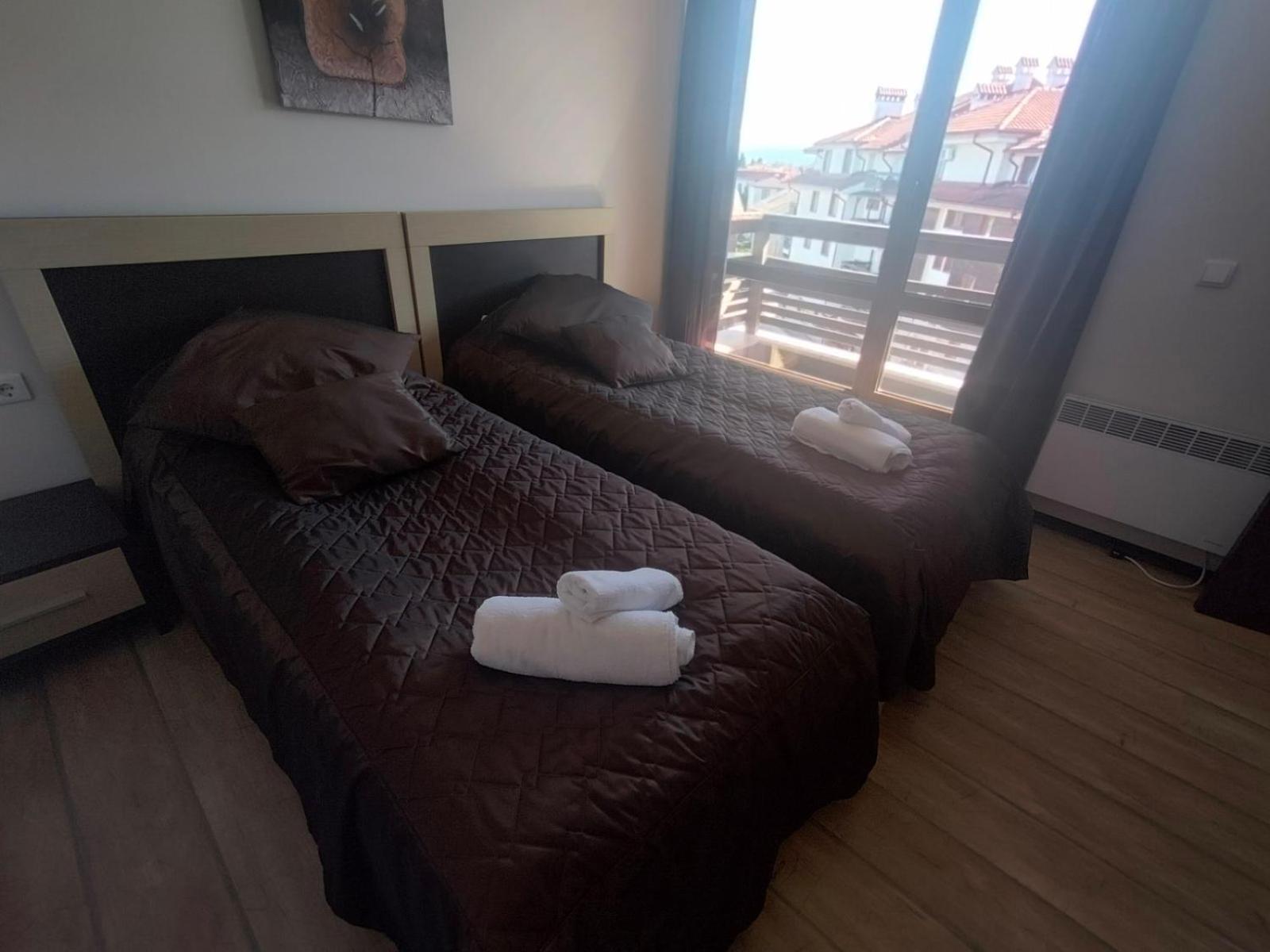 Alpine Lodge Bansko Apartments Екстер'єр фото